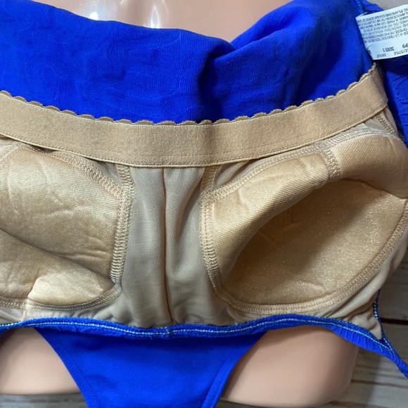 Vintage one piece swimming suit in excellent condition size 12 - Picture 6 of 8